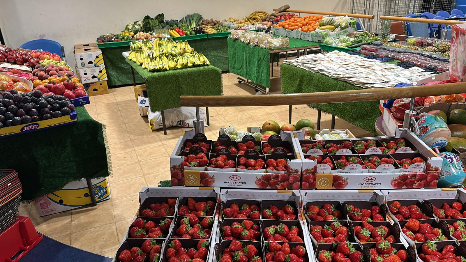 Fresh produce display